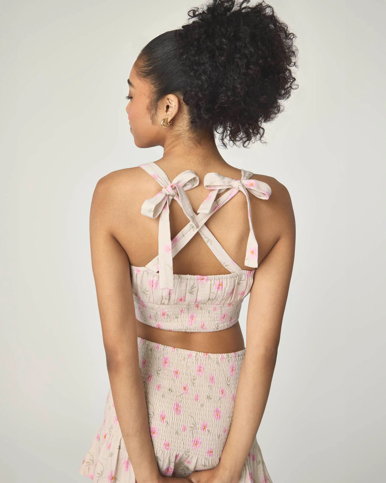 Garden Party Smocked Crop Tie Top - Image 10