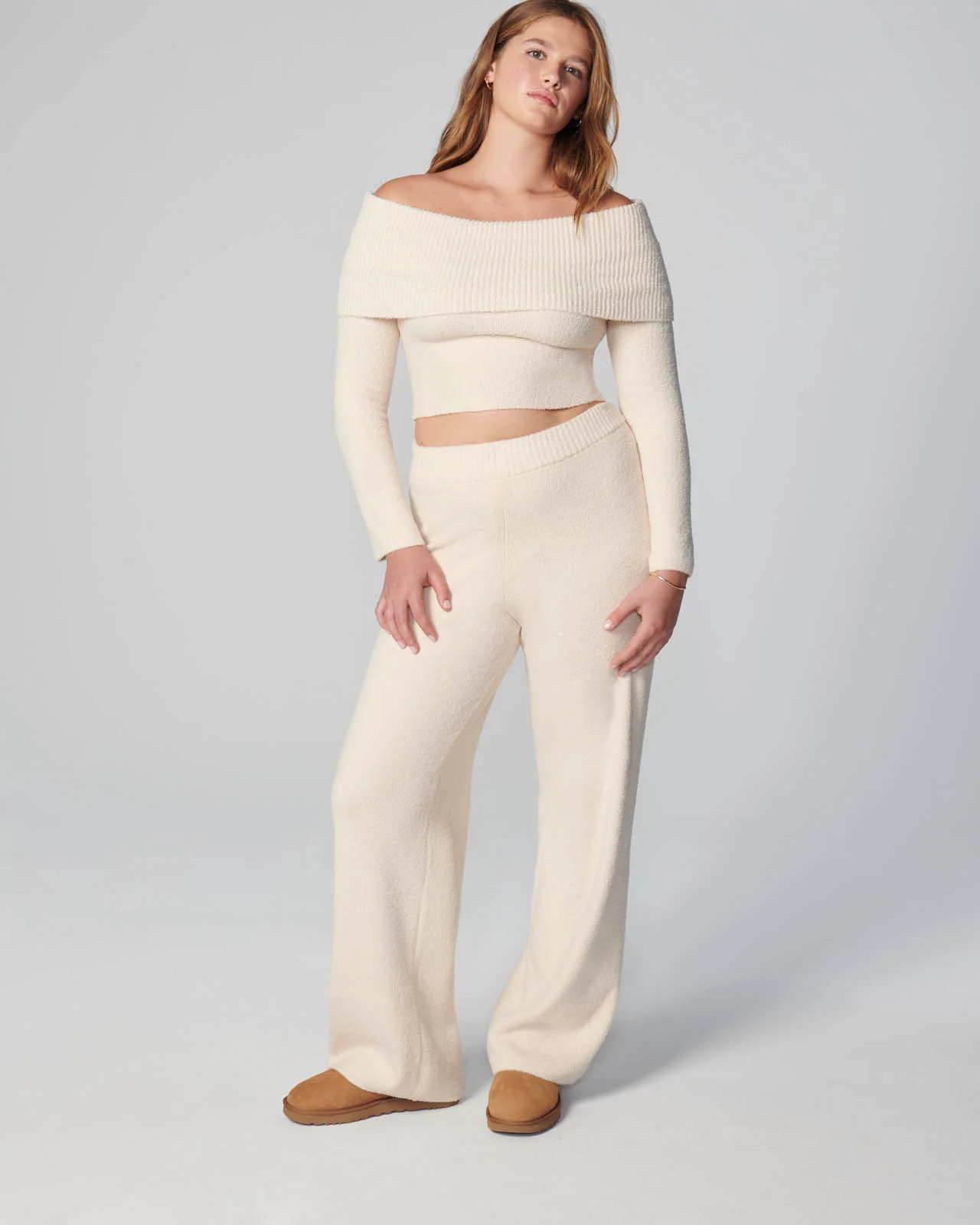 Plush Off-the-Shoulder - Image 18