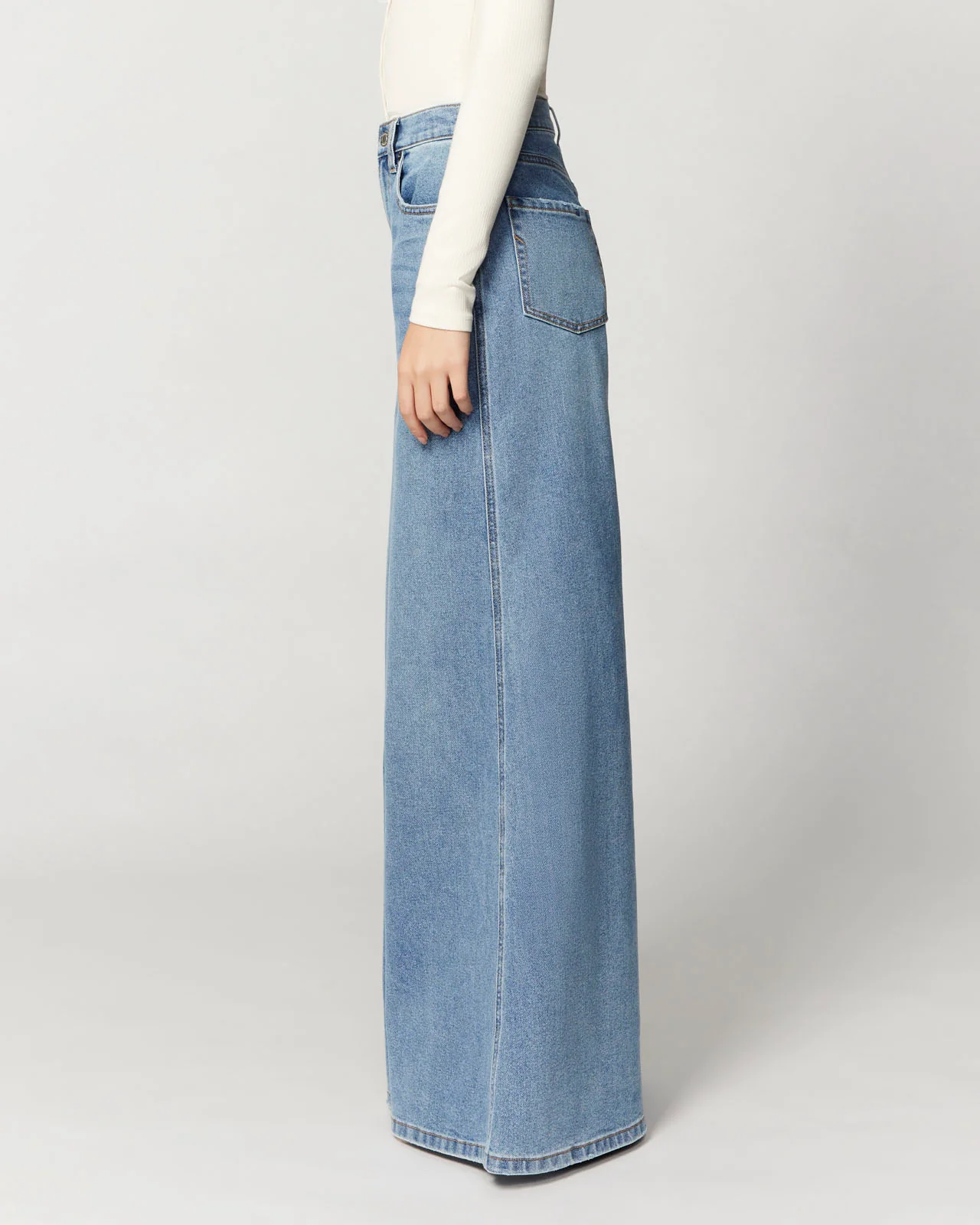 Total Softie Wide Leg Jean - Image 5